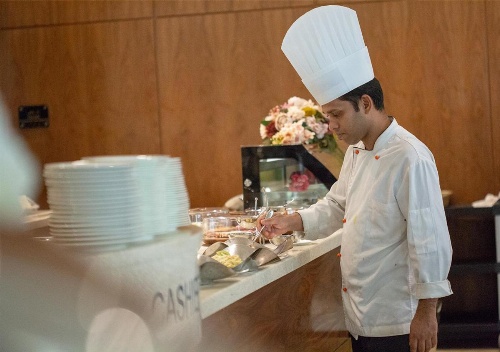 Holiday Suites Al Azizia image 40