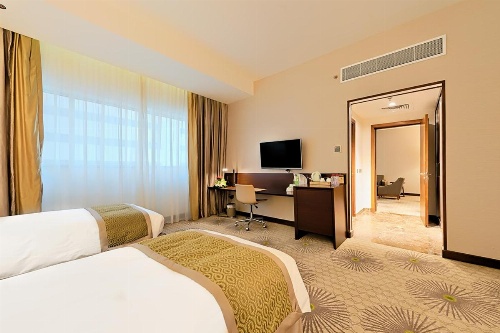 Holiday Suites Al Azizia image 8
